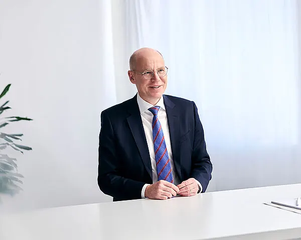 Timm Kehler zum Be&shy;schluss des Bun&shy;des&shy;ka&shy;bi&shy;netts zum Netz&shy;pa&shy;ket